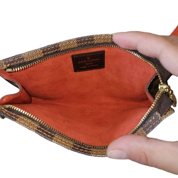 Louis Vuitton Damier Ebene Pouch - Picture 10 of 11